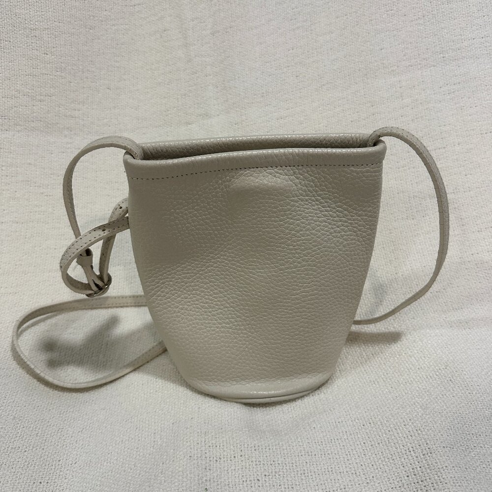 Cream Leather Mini Bucket Bag Korean Minimalist Crossbody Quiet Luxury EUC